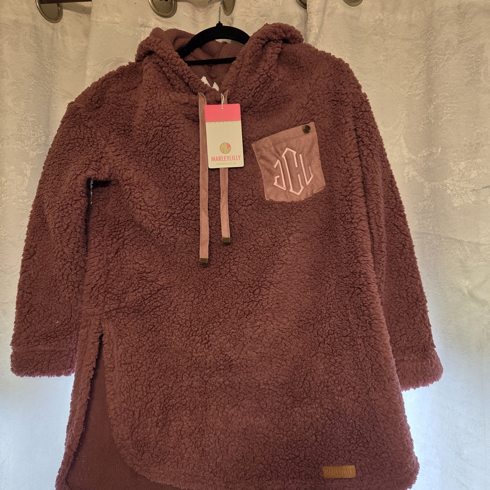Plush Burgundy Hooded Fleece with Pocket